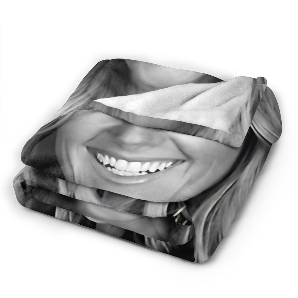 Helene Fischer Dark Background Glam Smile Portrait Blanket Warm Soft Bedding Throws Winter Couch Chair Sofa Bed Bedspread
