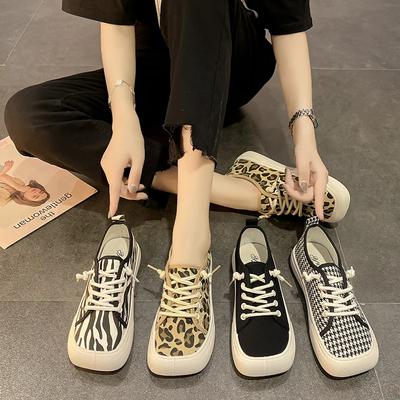 Fashion Leopard Plate Shoes Women 2025 Spring and Autumn New Retro Plaid Flat Square Head Lace-up Women's Shoes