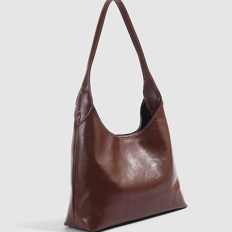 This Year's Popular Fashion Korean-style Retro Commuter Textured Shoulder Bag for Women 2025 New Underarm Tote Bag Trendy