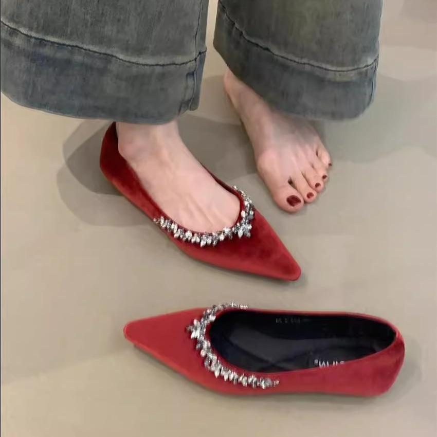 Pointed single shoes women's 2025 rhinestone sweet red soft-soled shoes velvet spring temperament shallow mouth
