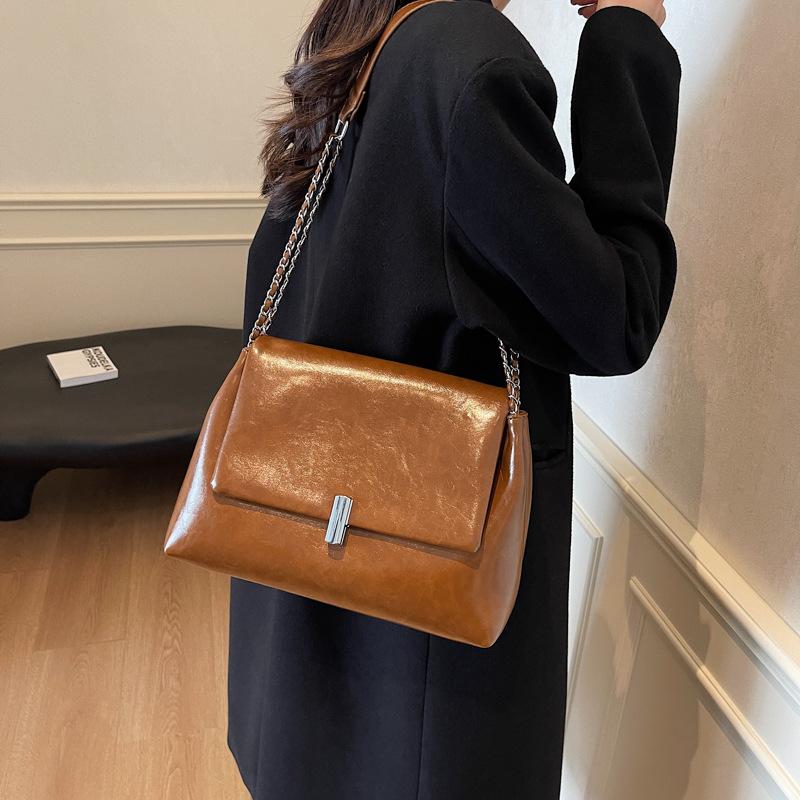 Retro Simple Underarm Bag 2025 Autumn New Fashion Textured Chain Shoulder Bag Crossbody Bag Women
