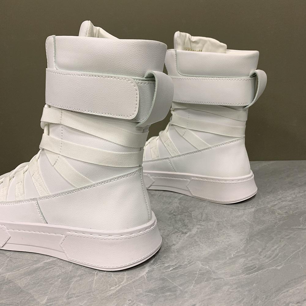Mode Neue High-Top-Schuhe für Herren mit mittelhohen Board-Schuhen erhöhen lässige Lederstiefel weiße Reitstiefel zapatillas hombre A6