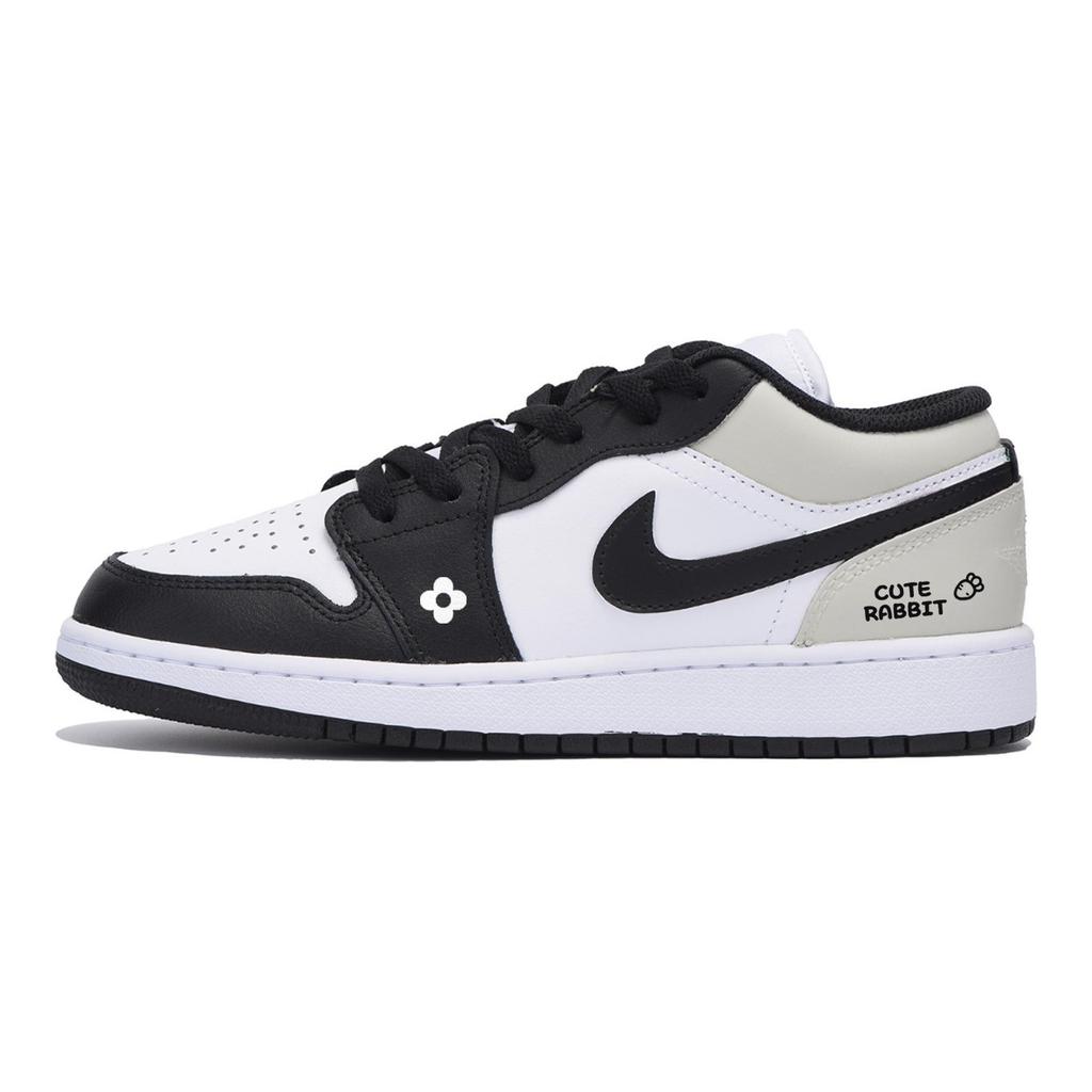 Jordan Air Jordan 1 Urban Chic Style Vintage Low top Vintage Basketball Shoes Men's White Gray 553558-131(Team85-)