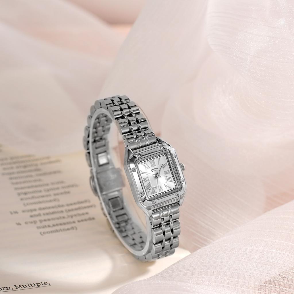 Exquisite Small Square Plate Light Luxury High-Value Steel Belt Women'S Watch Niche High-End Women'S Quartz Watch
