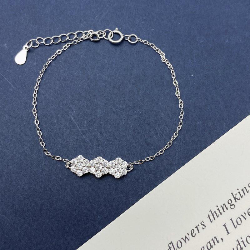 S925 Sterling Silver Floral Bracelet with Zircon Inlay - Women s Creative Simple Design s925 Sterling Silver