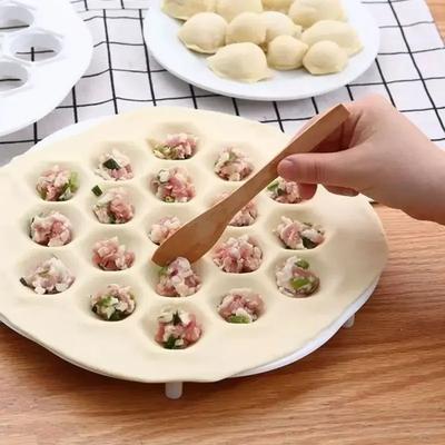 1 Stück-Küchen Teigpresse Ravioli Form Knödelform Maker DIY Pastaform