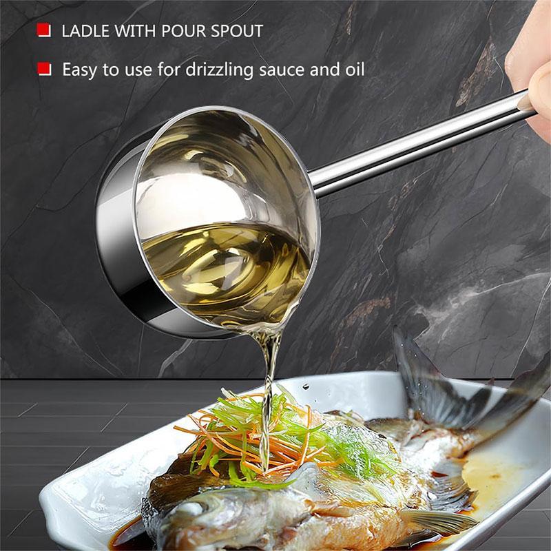 Mini Deep Spoon Stainless Steel Hot Oil Pot Milk Pan W Pour Spout Long Handle Gravy Ladles Heat-Resistant Kitchen Cooking Tools