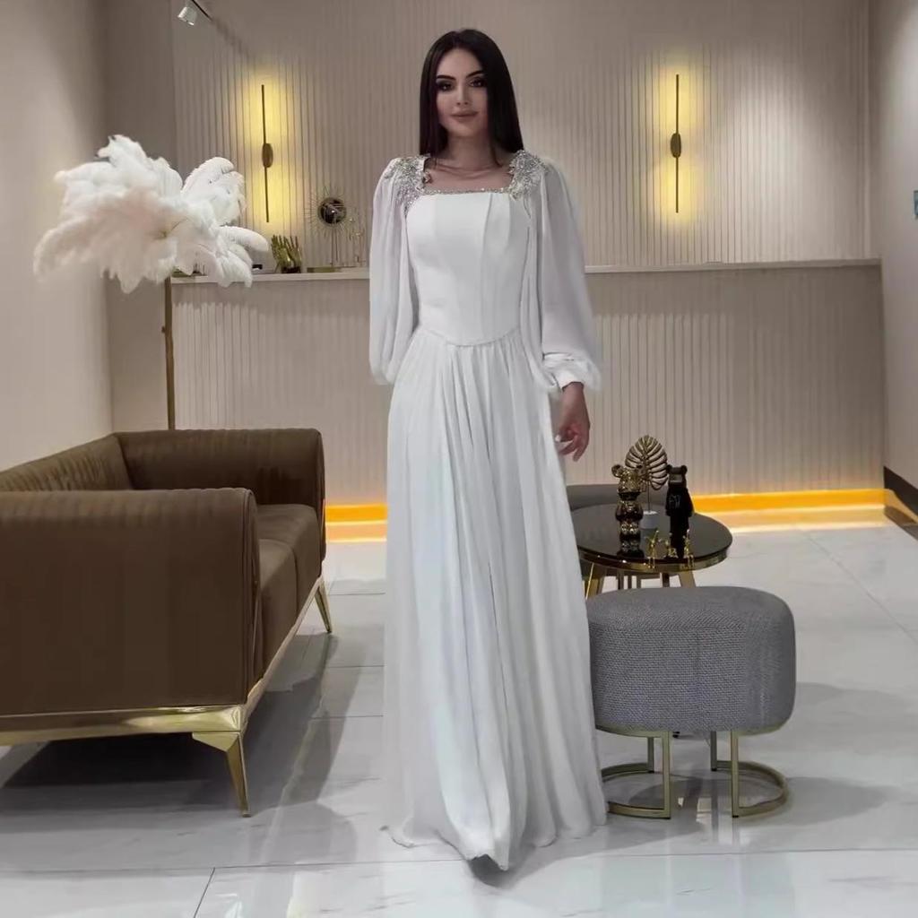 Elegantní patchworkové šaty s vysokým pasem - Kolekce léto 2024