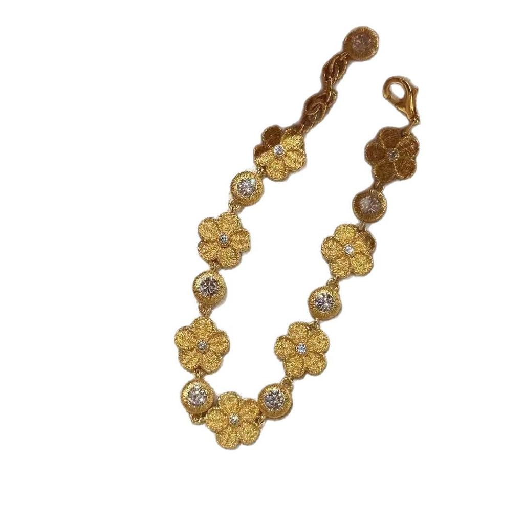 Xiaohongshu Bestseller: Besticktes Goldenes Blume Antik-Stil Diamantarmband, Einzigartiges Design