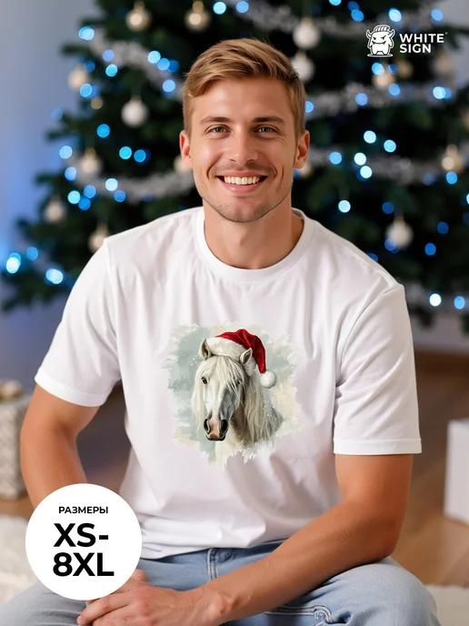 Oversized New Year T-shirt with a  Horse in a Santa Hat  print XL