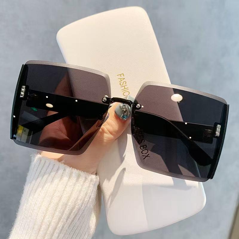 "Rahmenlose, große, schmale Sonnenbrille Emma für Damen – Geschliffene Kanten, Sonnenschutz, trendige High-End-Brille"