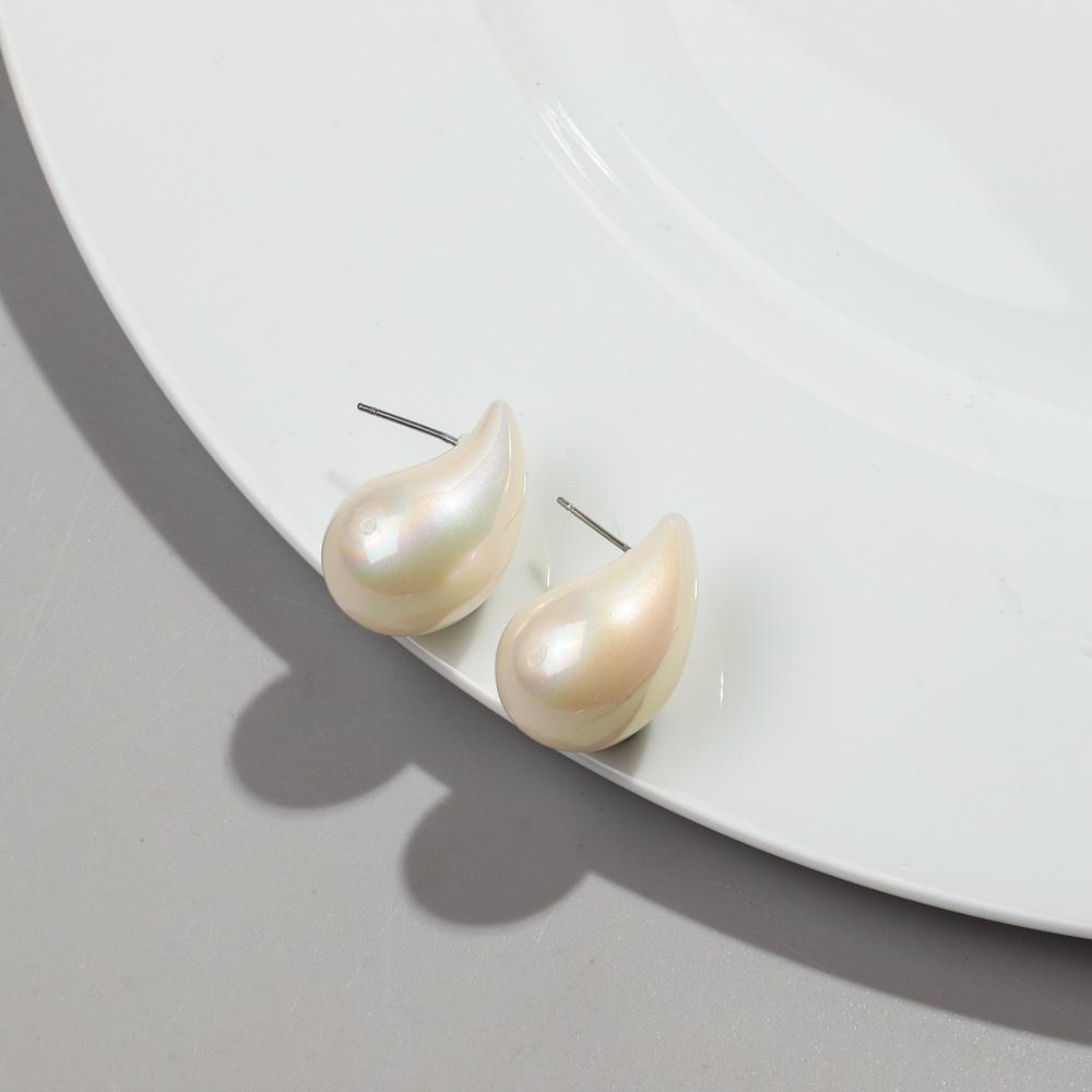 Trendige schillernde Perlmutt-Weiße Wassertropfen-Ohrringe Dupes für Damen Vintage Acryl-Tropfen-Ohrring-Creolen Heiß verkaufender Schmuck Neu gray