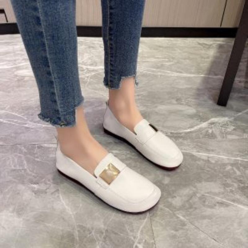 Casual Single Shoes Women's Autumn and Winter New Large Size Round Head Low Heel Simple and Versatile One-pedal Single Shoes