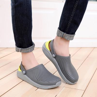 Nouvelle Arrivée Sandales de Plage Sabots Chaussures Décontractées d'Été Unisexe Été Homme Ballerines Chaussures à Trous Pantoufles de Natation pour Homme Sandalias
