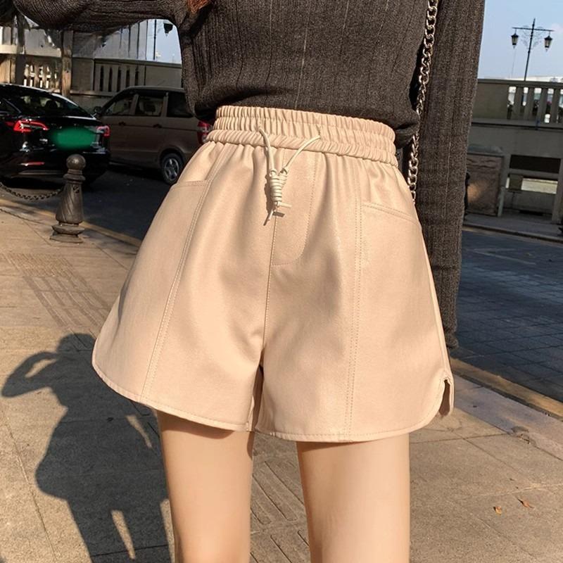 Women's Fall Winter Fashion PU Leather Wide Leg Shorts High Waisted Loose Casual Versatile A-Line Pants Mini Shorts Versatile Slim Fit Hot Pants