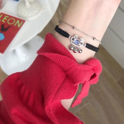 Mondstein Sicherheitsverschluss Armband Studentin Koreanische Version Retro geflochtenes schwarzes und rotes Seil Ins verblasst nicht Geschenk für Freundin