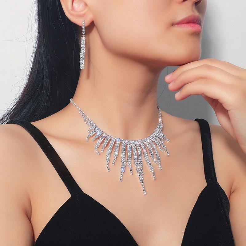 Tednding Fashion Rhinestone Simple Necklace Earrings Fine Jewelry Set for Women