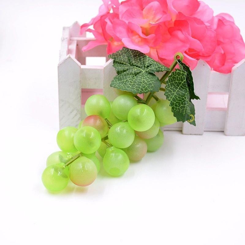 2025 Artificial Grapes A Bunch Of Grapes Plastic Fakes Fruit Food Decor Decoration Artificial Fruit Fakes Fruits Decoration M