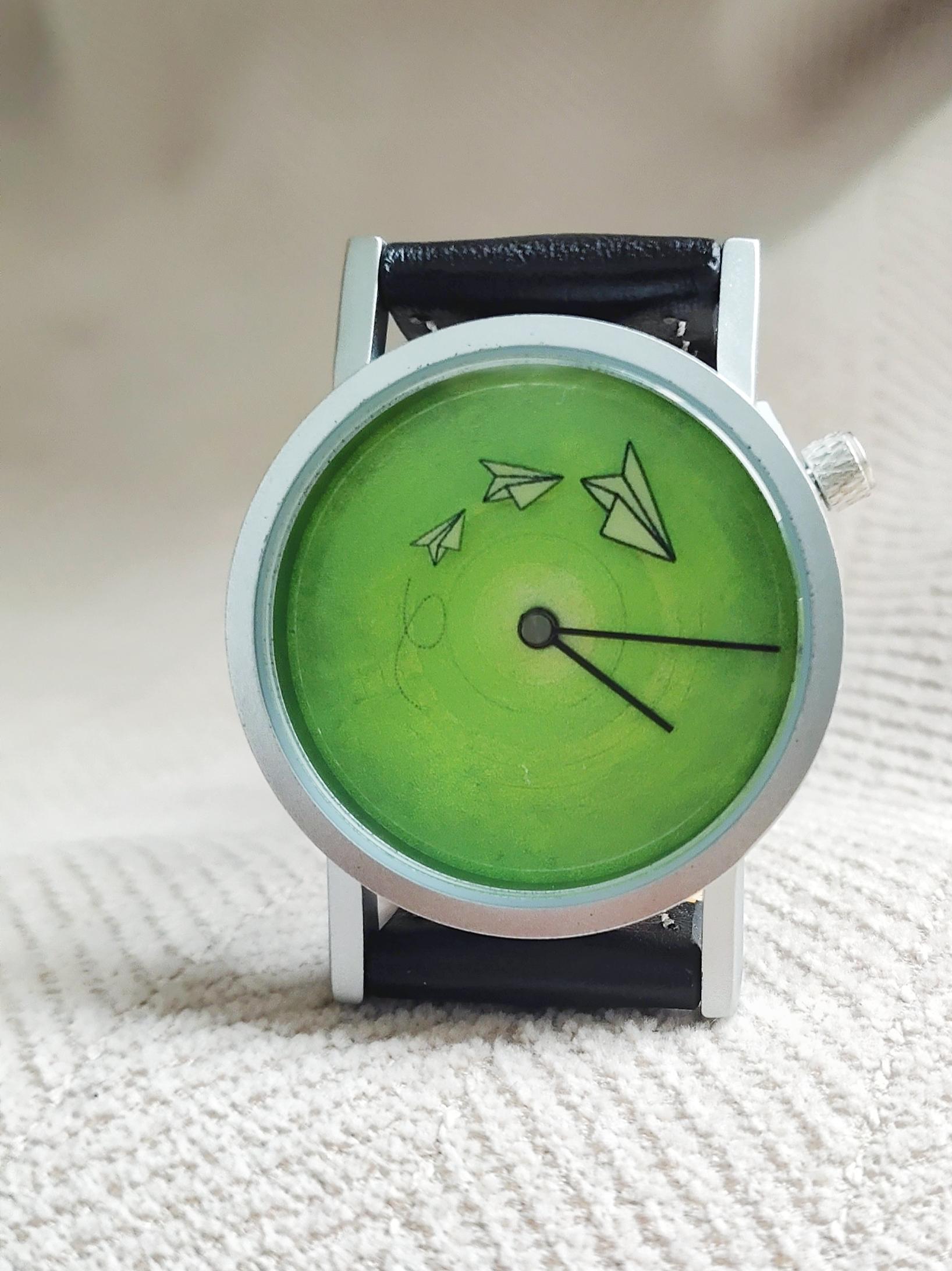 Fresh personality simple leather quartz watch trendy fashion couple watch gift