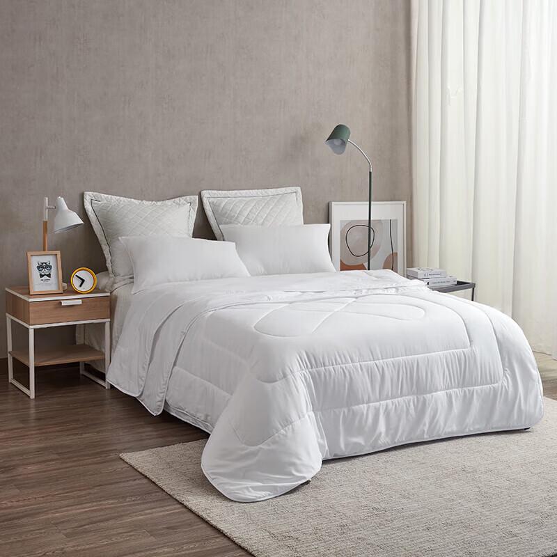 

LOVO Double Happiness Washed Cotton Combination Quilt