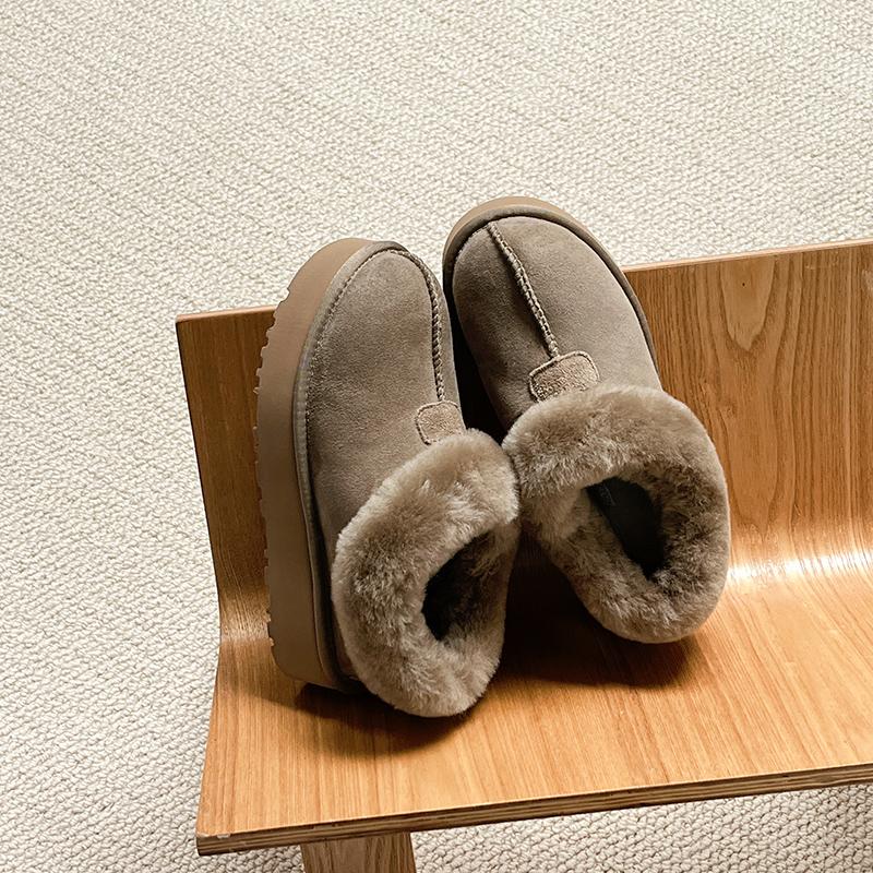 Winter Women's Boots Sheep Fur Integrated Thick Soled Outdoor Warm Snow Boots for Women 2025 New Winter Snow Cotton Shoes