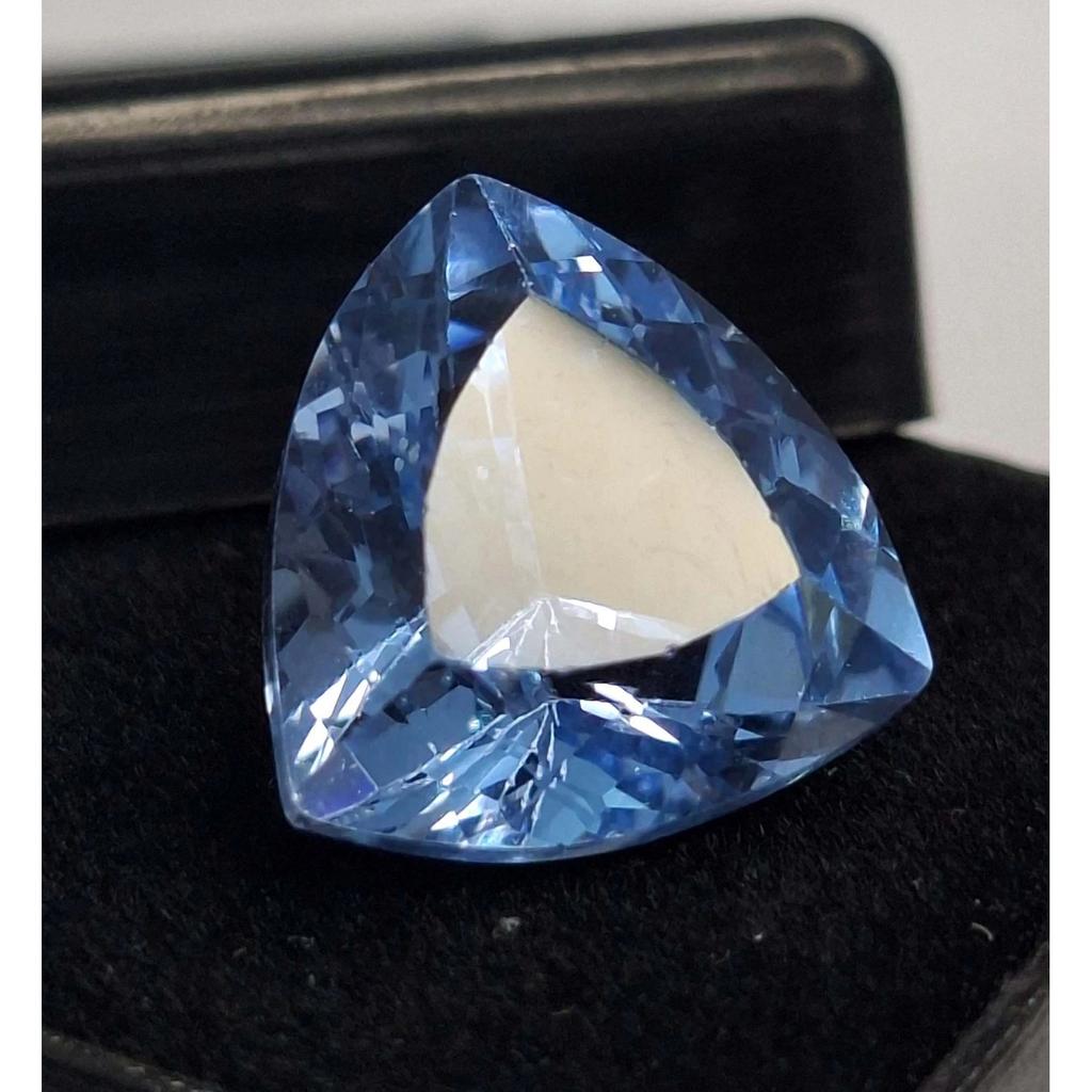 Sky Blue Aquamarine Natural 7-9 Ct Trillion Cut Stunning Certified Gemstone