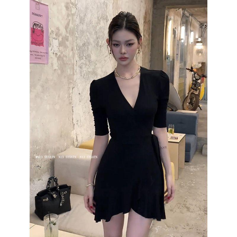 

N13 Syxatn/French Retro Black Strappy Dress 2026 Spring and Summer V-Neck Mid-Sleeve Slim Skirt for Women Dress L