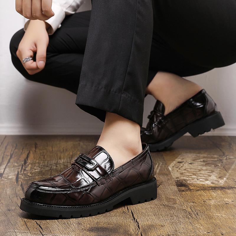 Fashion Men Business Leather Slip on Thick Formal Dress Male Shoes Quality Original Thick Soled Loafers Fashion Alligator Pattern Shoes
