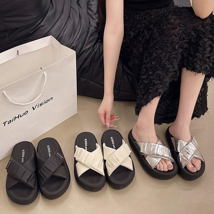 Premium slippers women's outer wear platform 2025 summer new fashion versatile casual comfortable cross with sandals