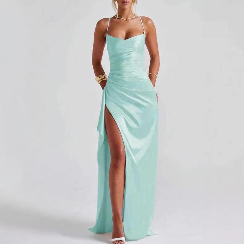 Spring new women's clothing, Europe, America, fashionable and elegant solid color split suspender dress