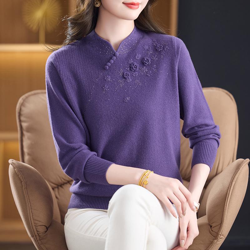 Mom's Stylish 100% Wool Winter Sweater - Elegant Chinese Design for Middle-Aged and Elderly Women