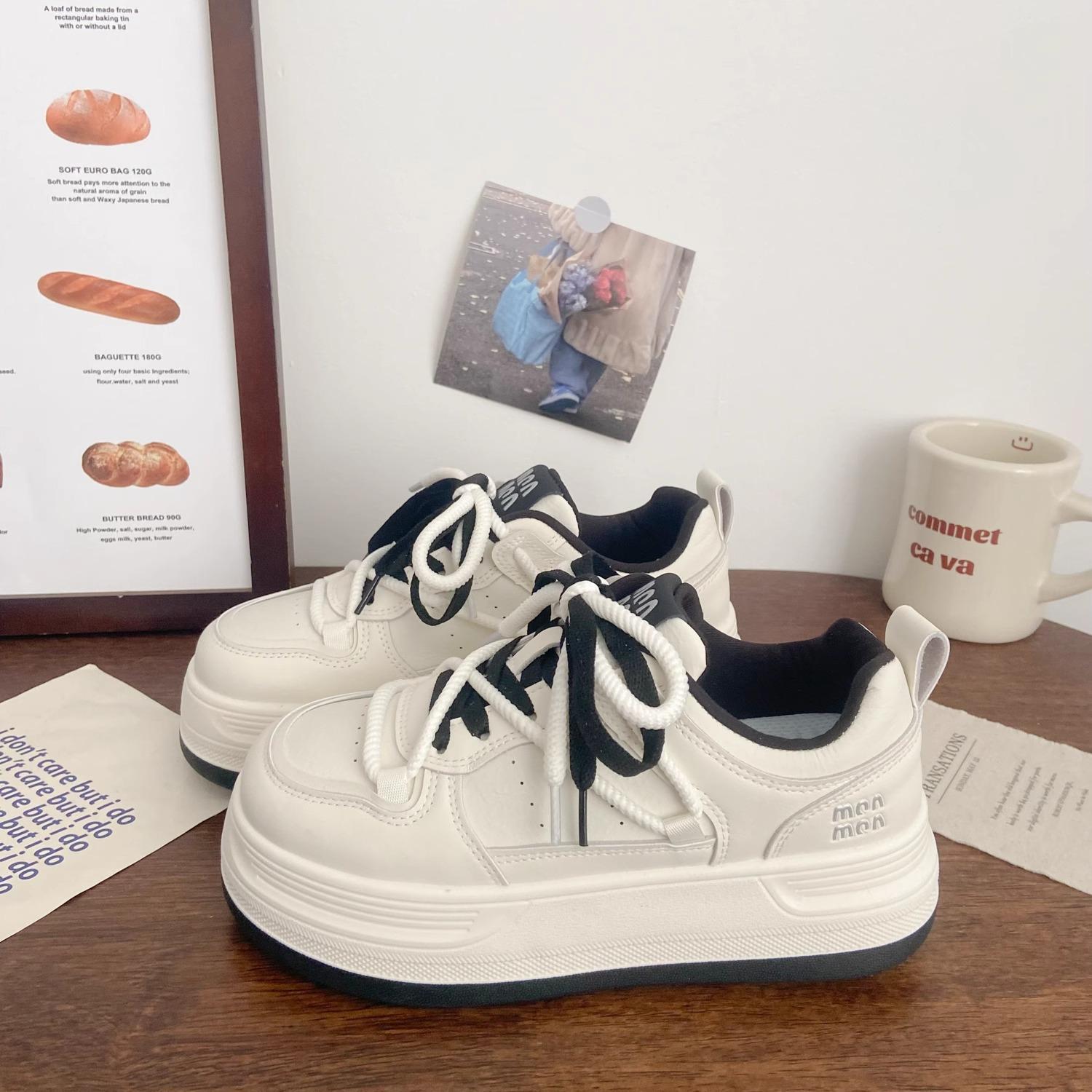 

2025 весна маленькие белые туфли новая корейская версия ins женские туфли студенческая платформа спортивные кеды повседневная уличная съемка низкие туфли 40