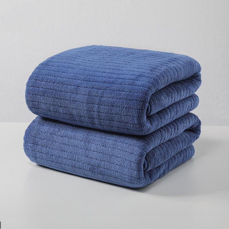 

Extra Large Coral Fleece Bath Towel: 90x160 cm, Thick, Soft, Quick-Drying, Absorbent, Perfect for Adults 70*140 cm синій