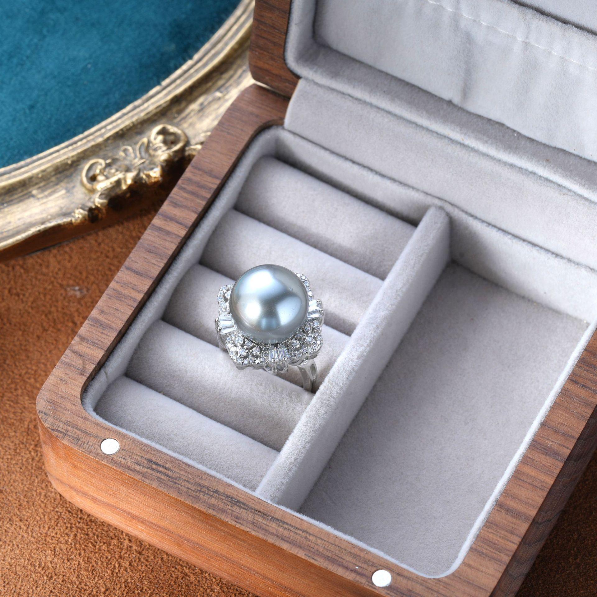 European Retro Gray Pearl Collarbone Chain for Women серого жемчужного кольца