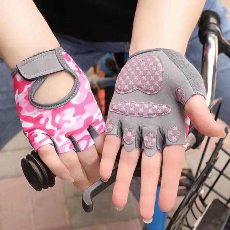 Spring and Summer Breathable Children's Half Finger Cycling Gloves Outdoor Sports Anti Slip and Wear-resistant Protective Gloves