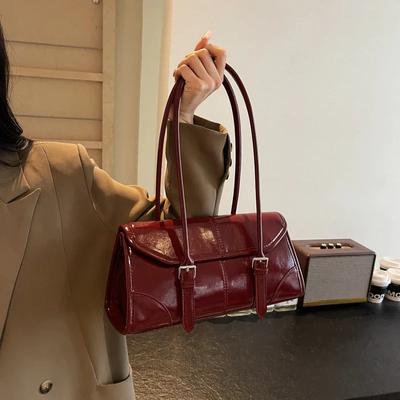 High End Burgundy Oil Wax Leather Underarm Bag Elegant Women's Magnetic Buckle Shoulder Bag Commuter Versatile Ladies Tote Bags