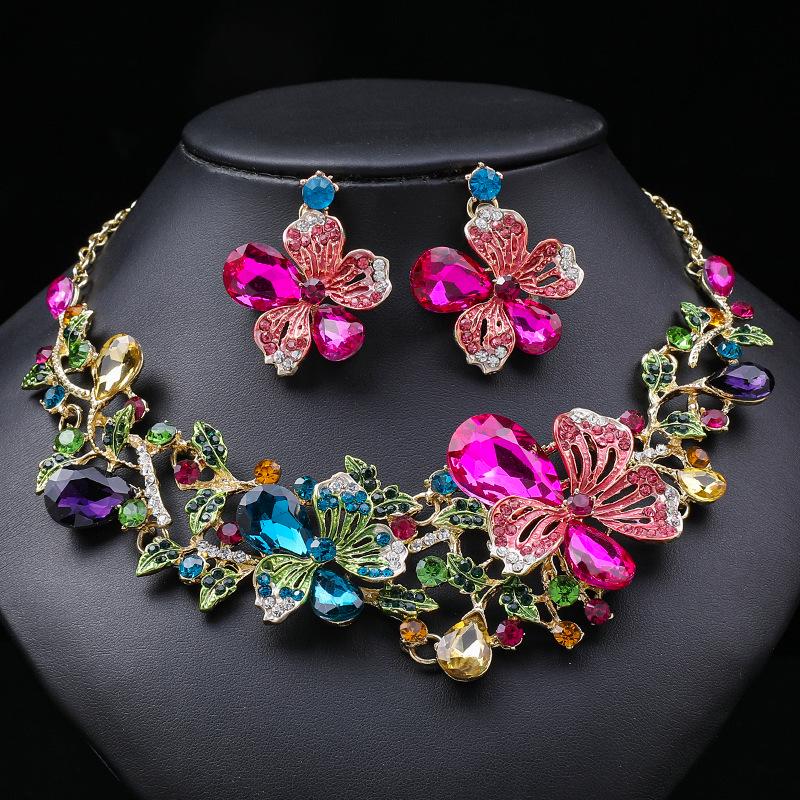 2022 Vibrant Floral European & American Light Luxury Necklace Set: Women's Gorgeous Bride Gem Clavicle Chain