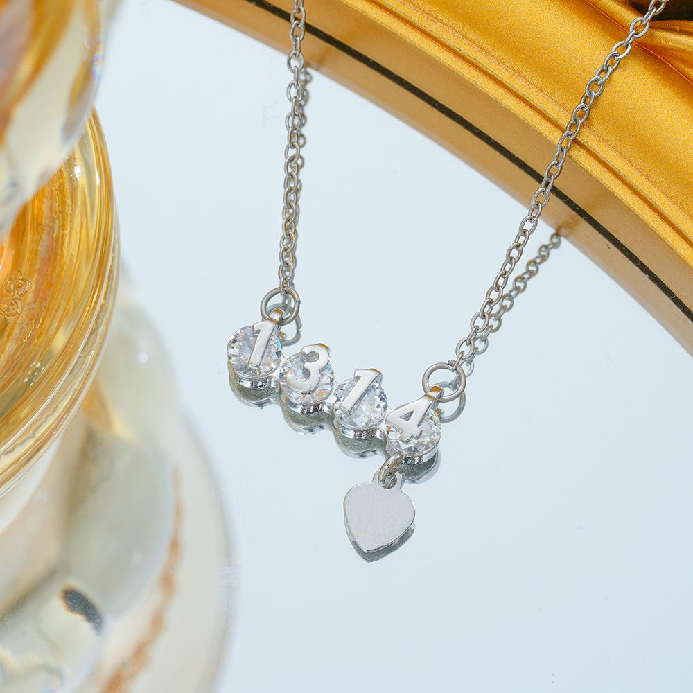 

1314 Цифровое бриллиантовое ожерелье с белой кисточкой Love Tassel Light Luxury High-end Keybone Chain