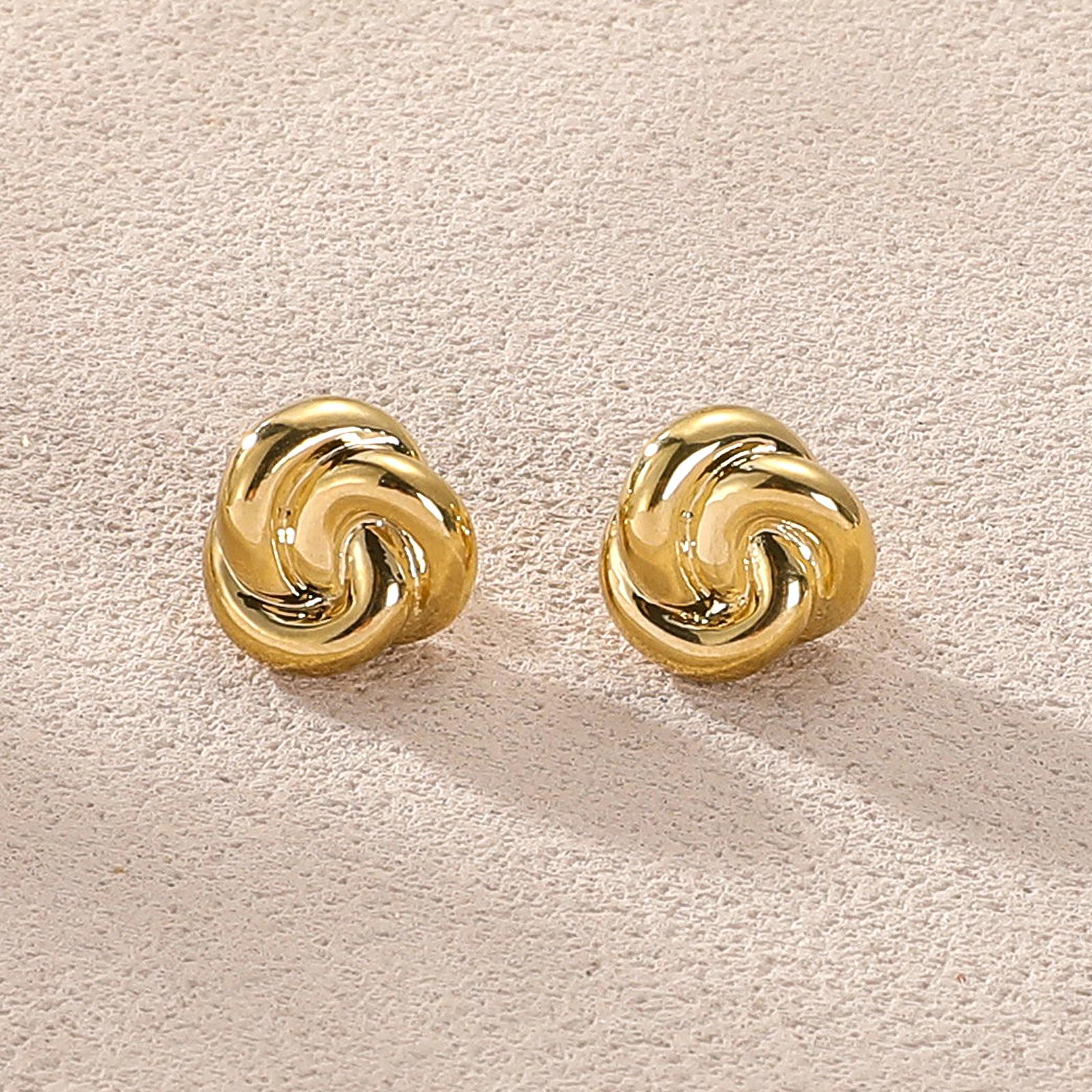Elegant 18K Gold-Plated Woven Round Geometric Copper Stud Earrings for Women