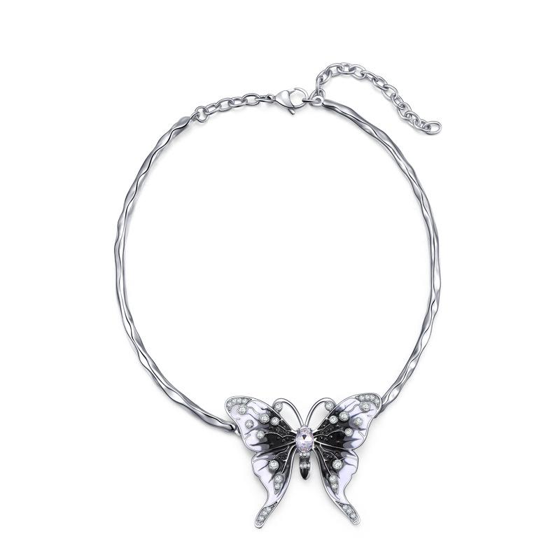 Tide Spice Girl Warning Sweet Cool Crystal Butterfly Necklace Niche Light Luxury Design Choker Neck Chain Collarbone Chain Female