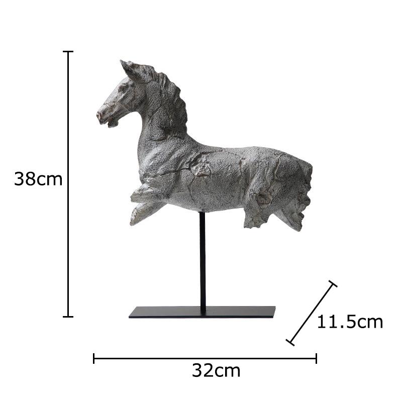 

Battle Broken Horse Sculpture Desk Decoration Crack Warhorse Creative Ornaments Animal Crafts Resin Statue Room Aesthetic Decor