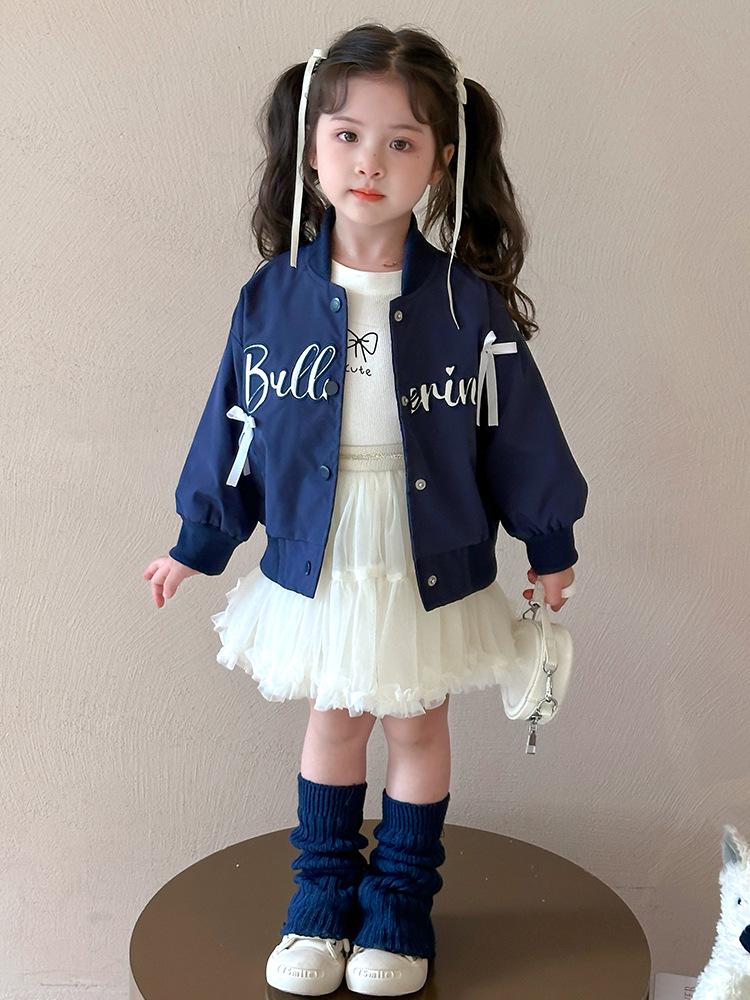 Baseballjacke für Mädchen im koreanischen Stil mit Stickschleife - Frühling/Herbst 2025 Trendige Baby-Oberbekleidung