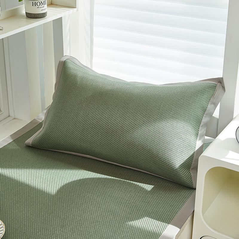 Cool Double-Sided Rattan & Latex Mat and Pillowcase Set