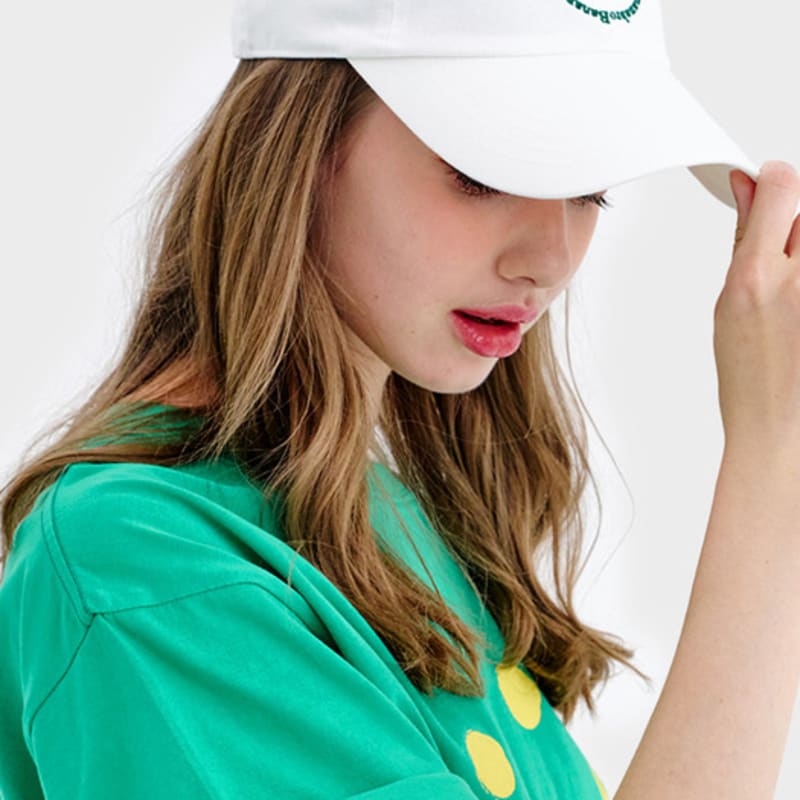 Bananasisters BB Kreis Schriftzug weiße Kappe