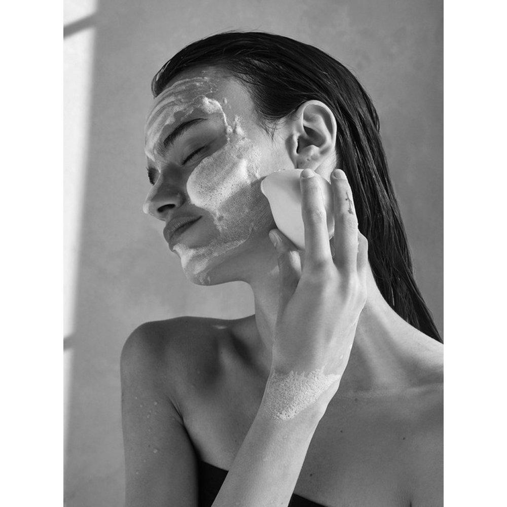 Salt Massage Ocean Cleansing Bar 90g