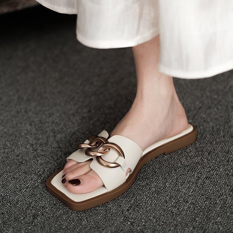 Internet Celebrities Ins Metal Buckle Open Toe Cool Slippers Female Tide 2024 Summer Square Head Flat Bottom Fashion Wear Half Slippers