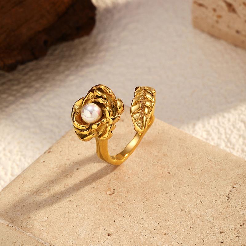 Chenhe's new titanium steel open imitation pearl ring, European and American style smooth surface ball special-shaped personalized plated 18K gold