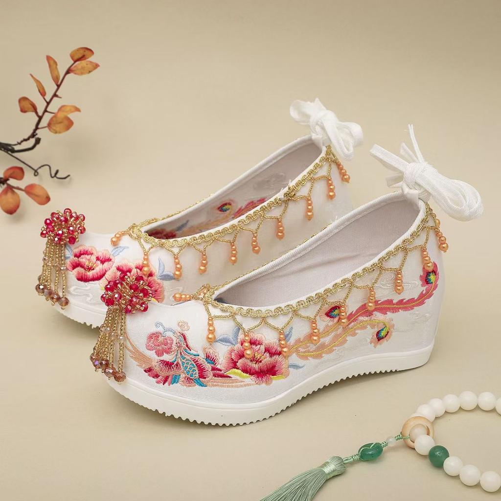 Woman's Chinese Traditional Wedges Embroidered Shoe Soft Sole Non Slip Ankle Strap String Bead Tassel Hanfu Shoe Wedding Shoes