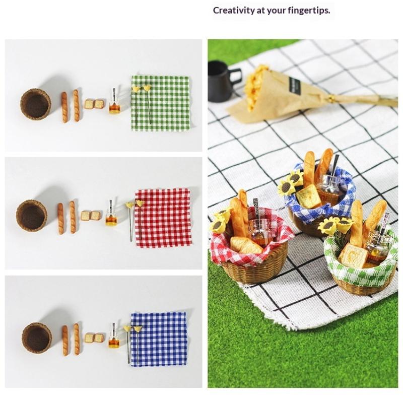 1 Set Play Kitchen Food Toy Cute Mini 1/6 Scale Miniature Dollhouse Diy Honey Bread Basket Model For Doll Accessories