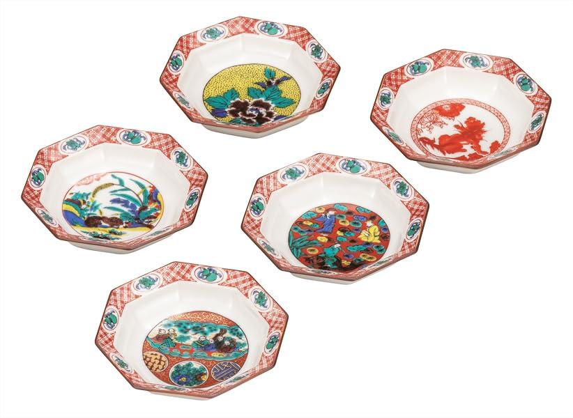 Kutani Ware Iwataya 3.2 Size Plates Set, Period Painting K9-69